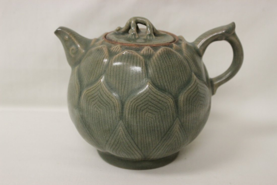 Chinese celadon teapot in the form of lotus flower (1 of 10)