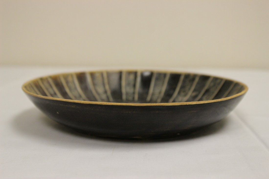Song style brown glazed dish with floral decoration (1 of 9)