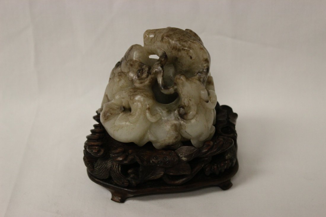 Chinese antique white jade carving (1 of 10)