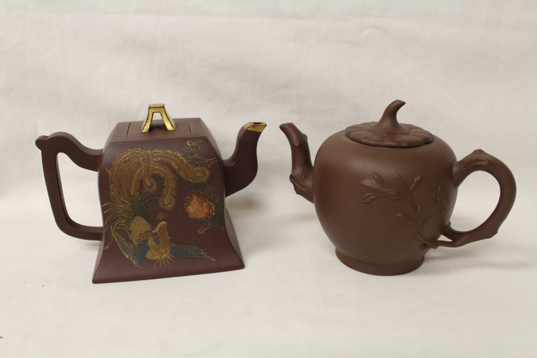 2 Chinese Yixing clay teapots (1 of 10)