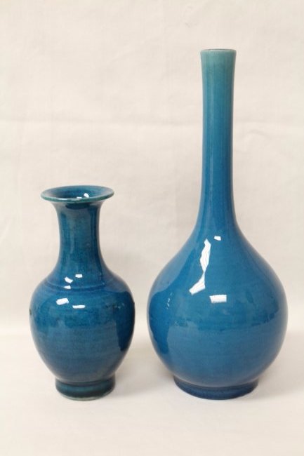 2 Chinese vintage turquoise glazed vases (1 of 9)