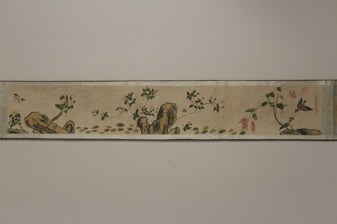 Print scroll depicting birds and flowers (1 of 10)