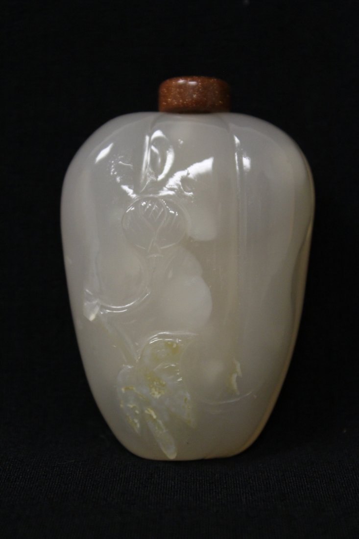 Chinese agate carved snuff bottle (1 of 9)