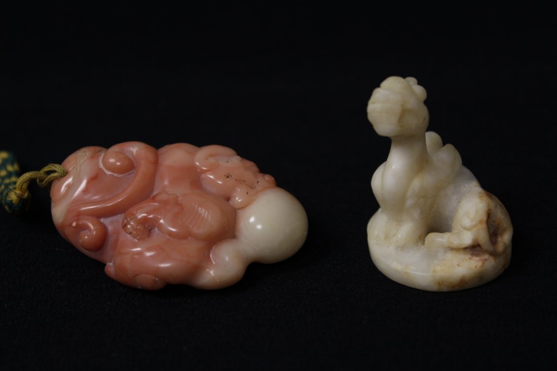 Shoushan stone ornament, and a jade carved qilin (1 of 9)