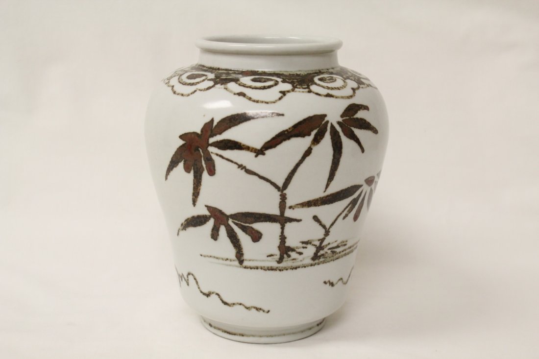 Korean white porcelain jar, Choson period (1 of 10)