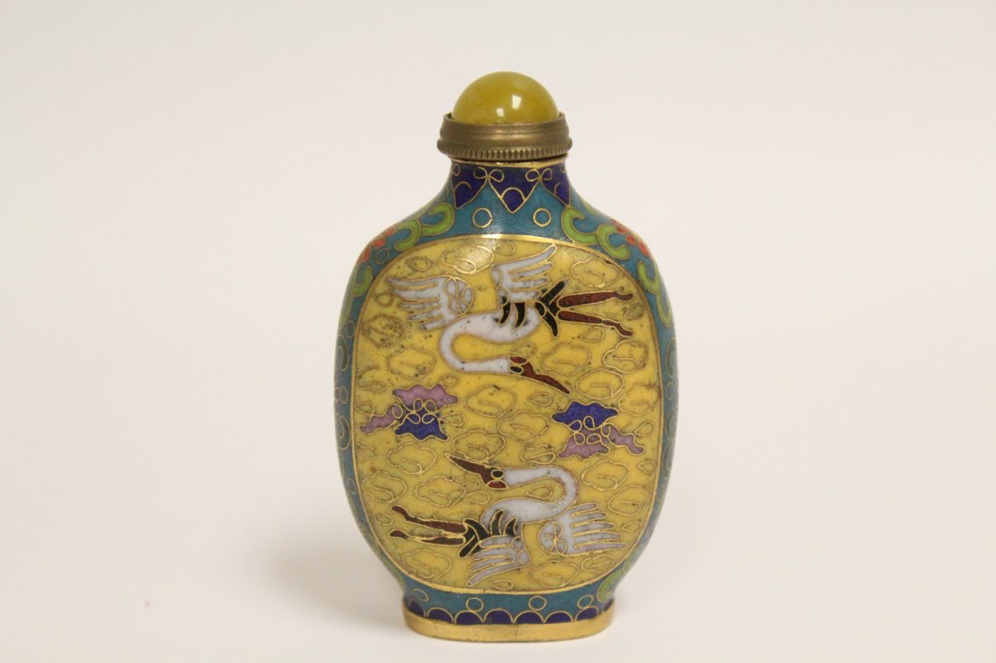 Chinese cloisonne snuff bottle (1 of 10)