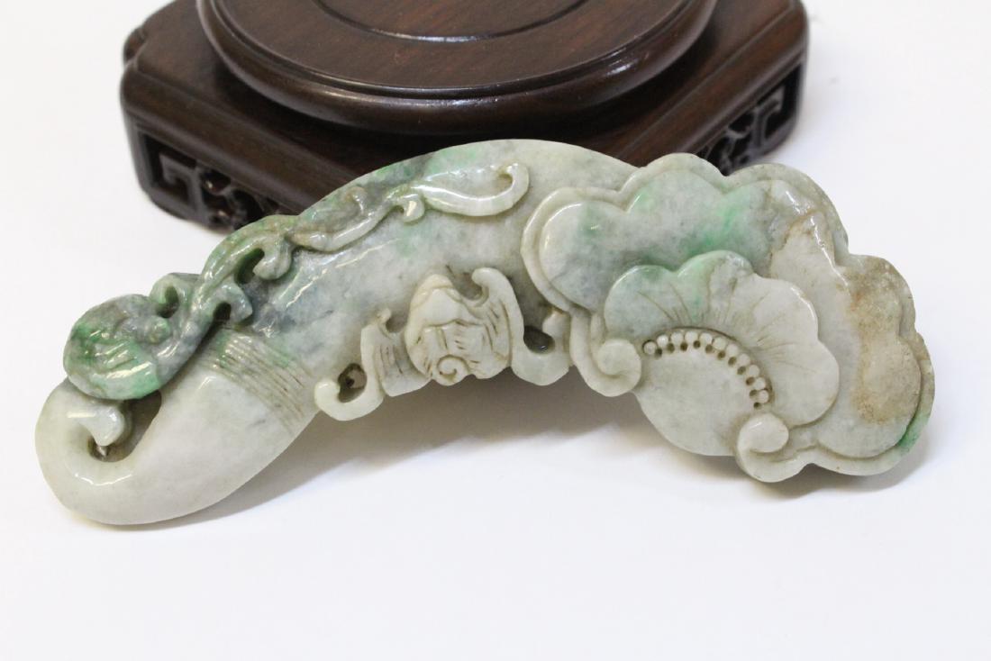 Chinese jadeite carved ornament (1 of 10)