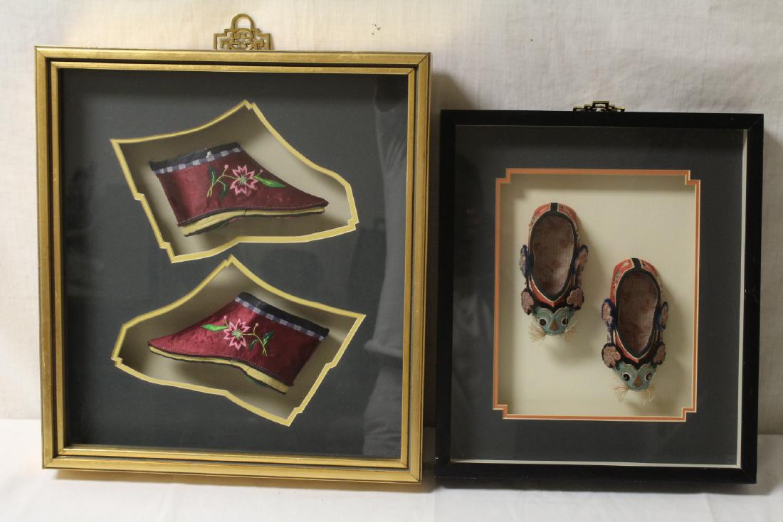 2 pairs Chinese antique embroidery shoes, framed (1 of 10)