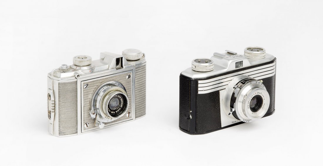 PONTIAC (France): Lynx II, c1948, polished aluminium: PONTIAC (France): Lynx II, c1948, polished aluminium bodied camera for 127 film. With Flor Berthiot f3.5 50mm lens in Leica-style collapsible mount. In leather ERC. Also, an ILOCA Quick-A, 1953, 35mm