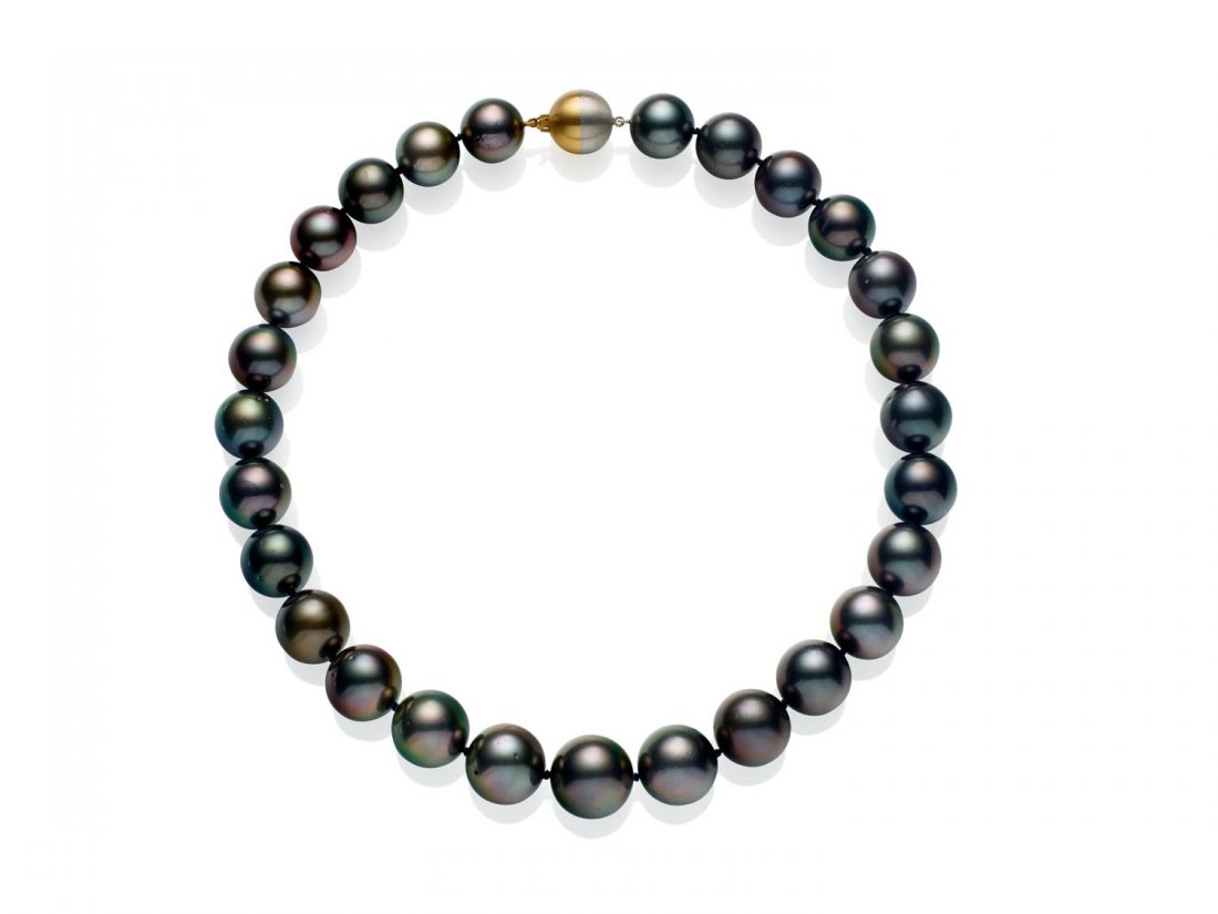 A Tahitian pearl necklace, of graduated design, the (1 of 1)