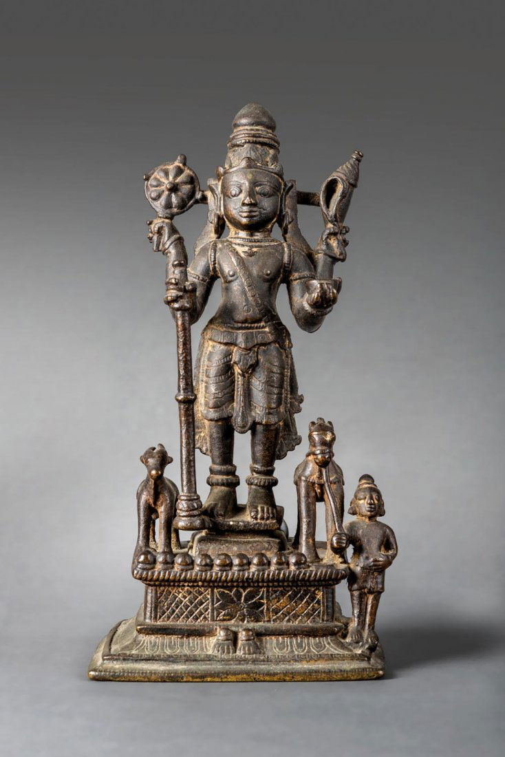 A central Indian bronze standing figure of Vishnu, (1 of 1)