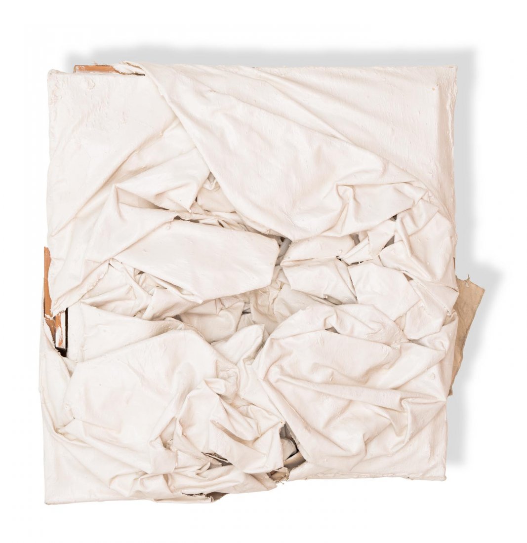 ANGELA DE LA CRUZ (SPANISH, BORN 1965) Shrunk to Fit: ANGELA DE LA CRUZ (SPANISH, BORN 1965) Shrunk to Fit (White) 2000 oil on canvas 91.5cm high, 83.5cm wide, 25cm deep PROVENANCE: Anna Schwartz Gallery, Melbourne 2