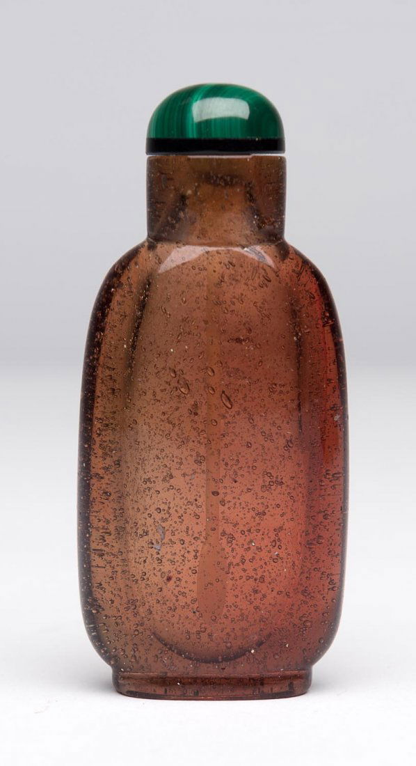 A brown glass snuff bottle (1 of 1)