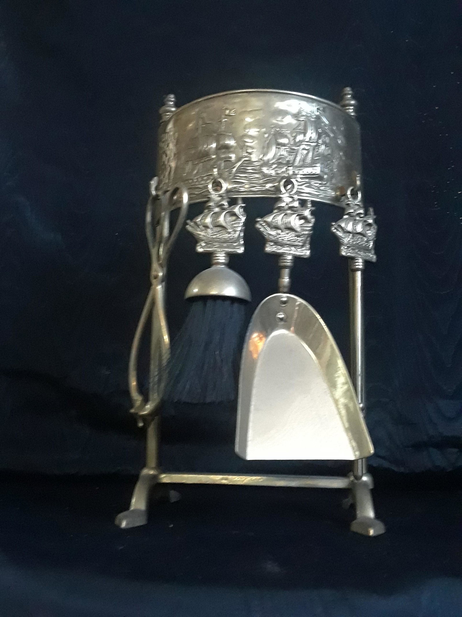 Brass set of fire irons (1 of 5)