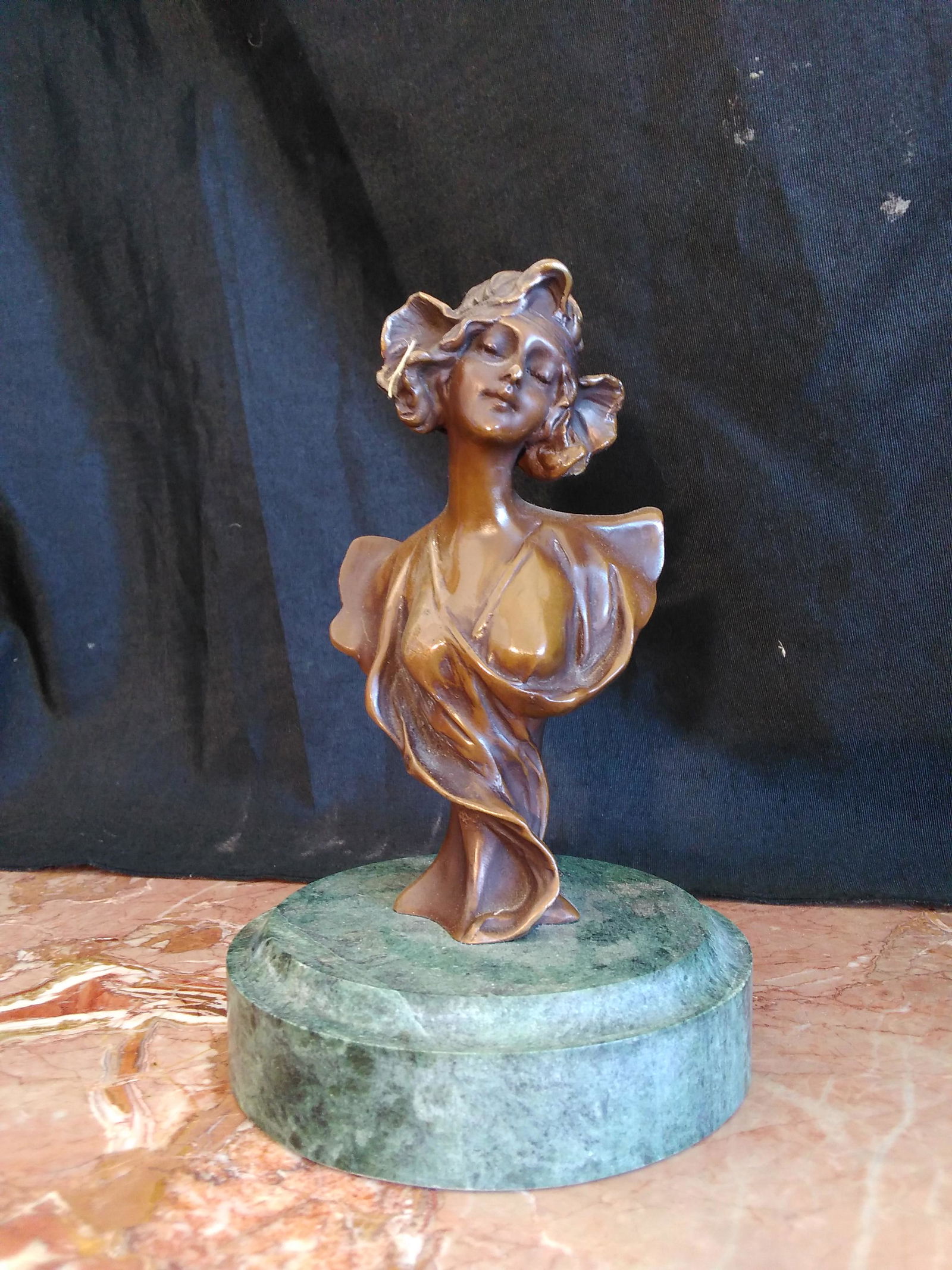 Lovely Antique French Lady Bust (1 of 3)