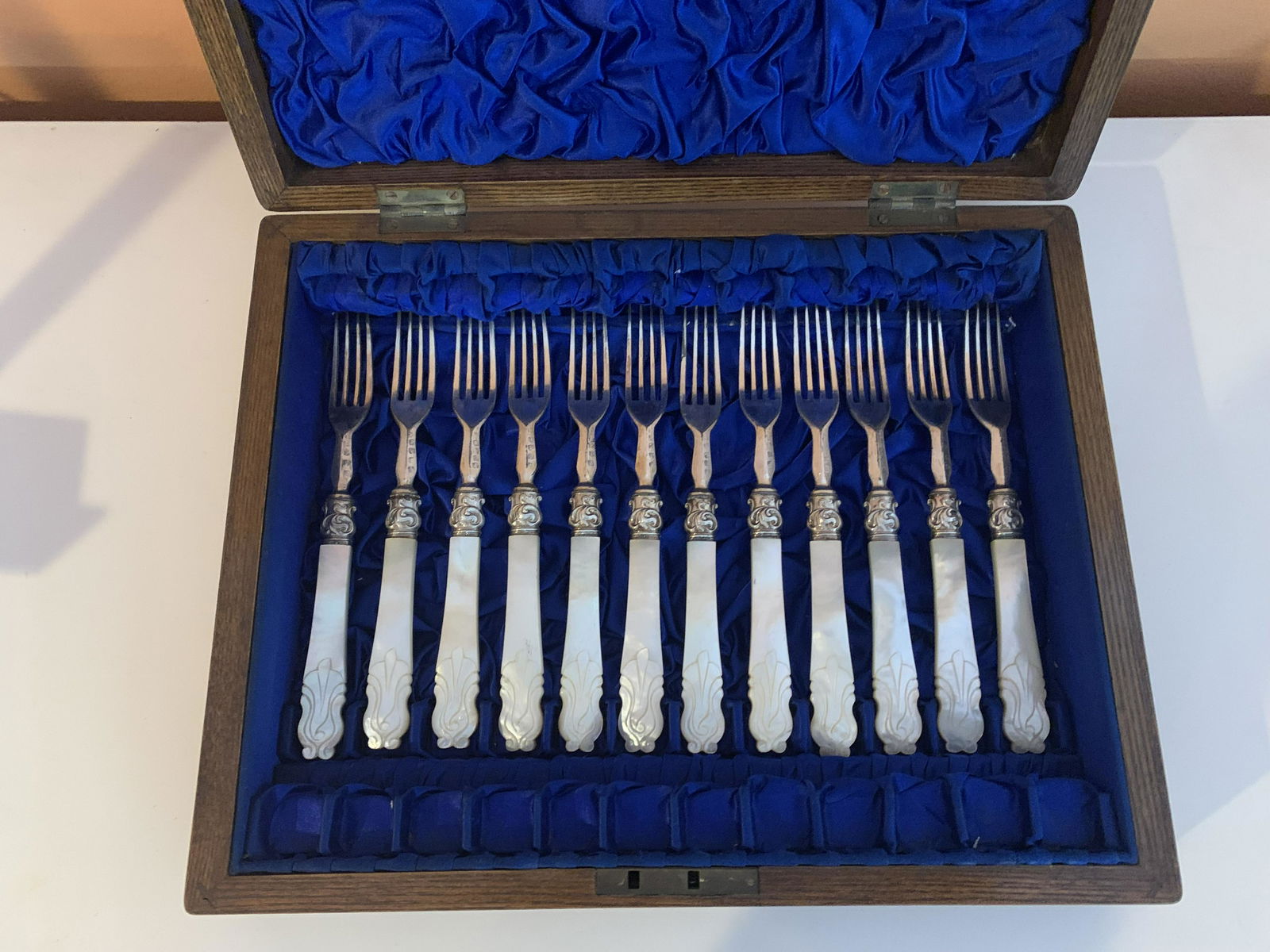 Set of 24 piece fruit dessert cutlery (1 of 6)