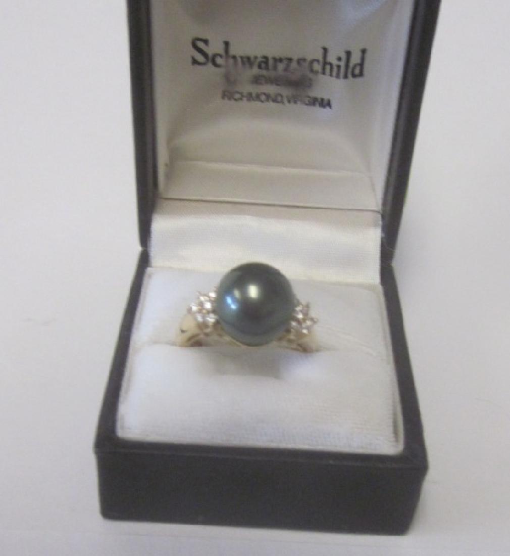 Black pearl ring (1 of 2)
