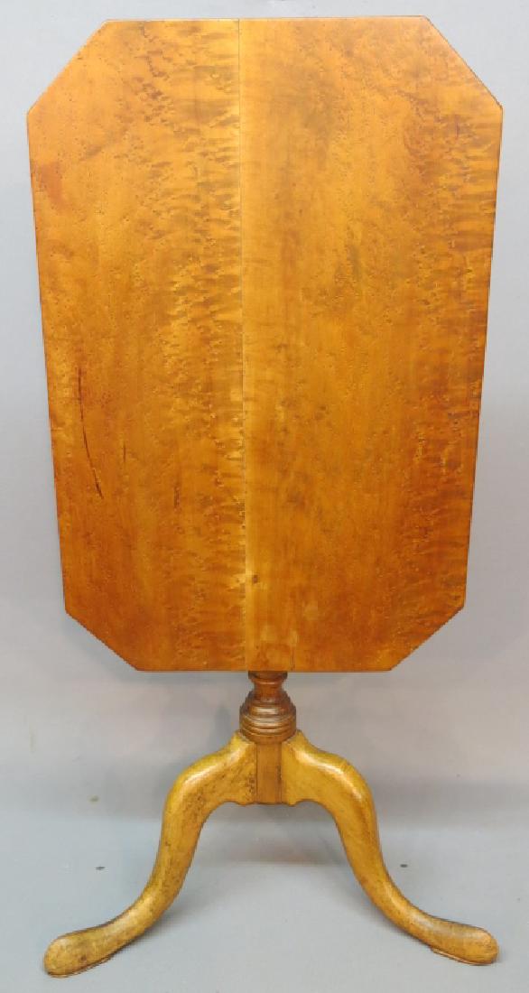 FIGURED MAPLE TIP TOP STAND (1 of 4)