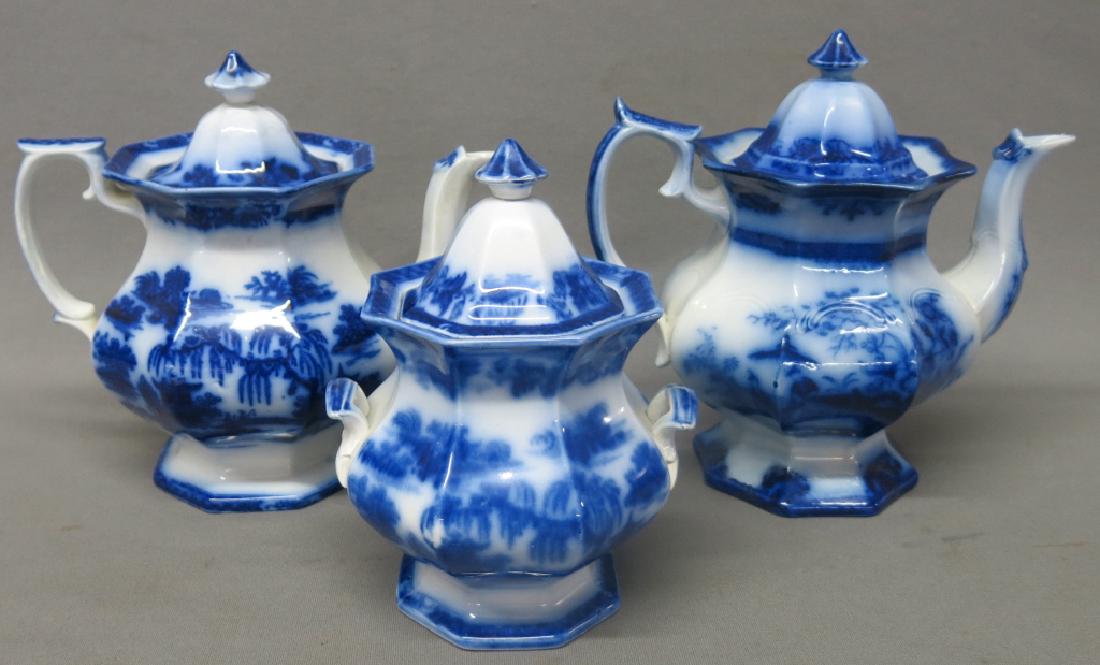 LOT OF THREE FLOW BLUE TEA AND COFFEE PIECES (1 of 4)