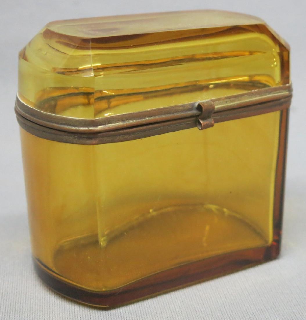 FRENCH AMBER GLASS JEWEL CASKET: 4 1/4" X 2 1/2" X 4"
