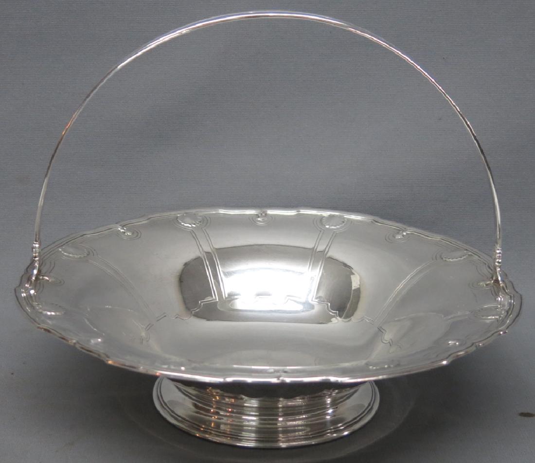 TIFFANY & CO. STERLING SILVER BAIL HANDLED BASKET (1 of 3)