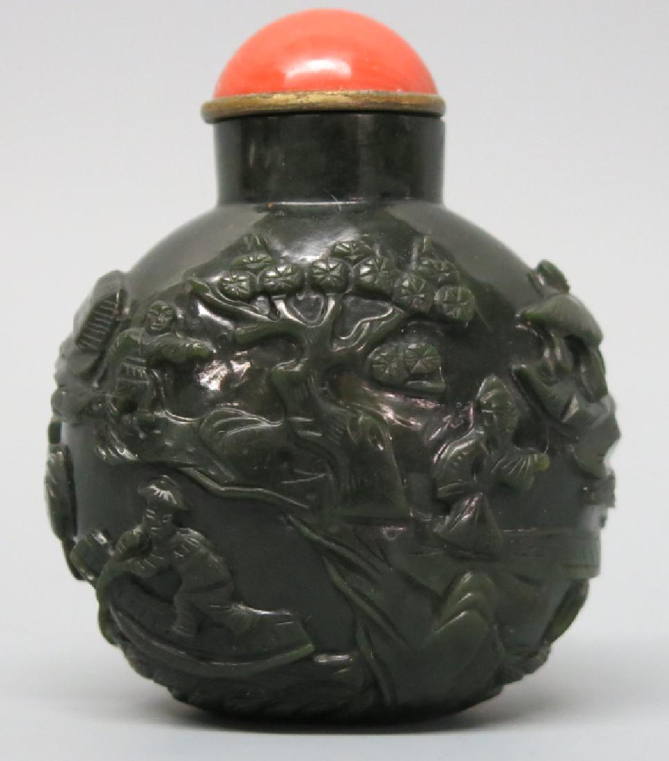CHINESE CARVED SPINACH GREEN JADE SNUFF BOTTLE (1 of 5)
