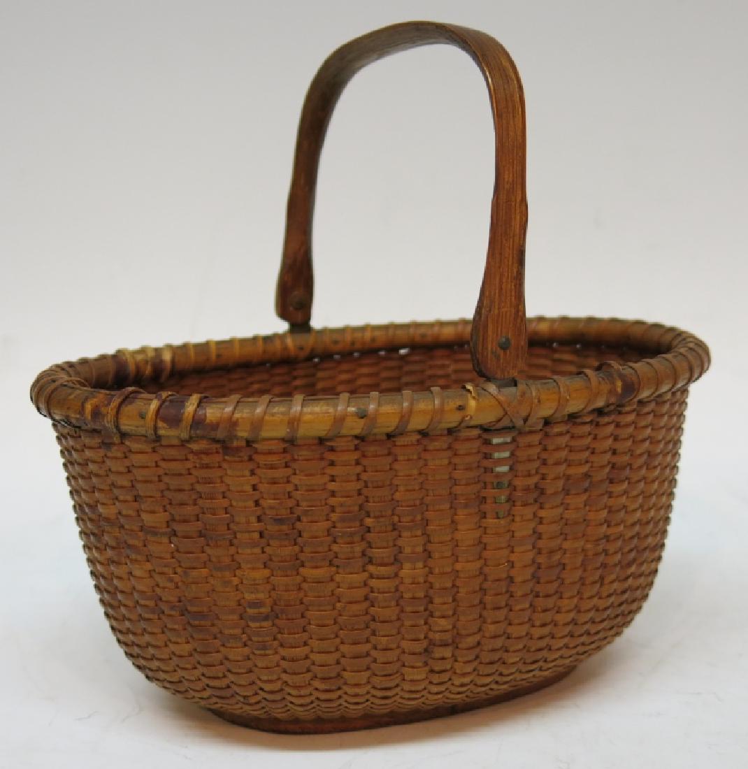 OVAL NANTUCKET SWING HANDLE BASKET (1 of 3)