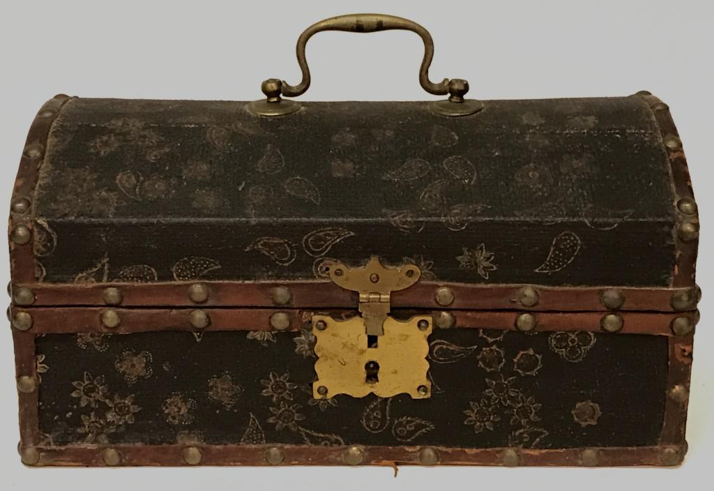 LATE 18TH/ EARLY 19TH C. DOMETOP DOCUMENT BOX (0084) on Dec 05, 2020