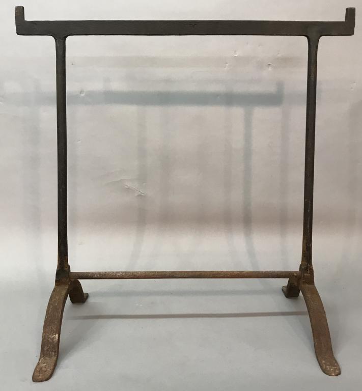 18TH C. WROUGHT IRON FIREPLACE COOKING  POT RACK (1 of 5)