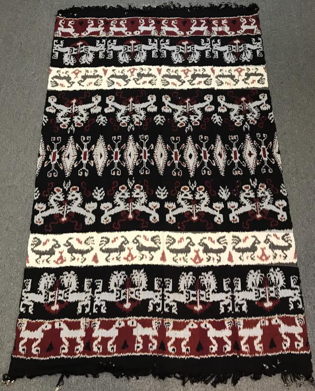 VINTAGE INDONESIAN IKAT: 7'7" X 4'7"