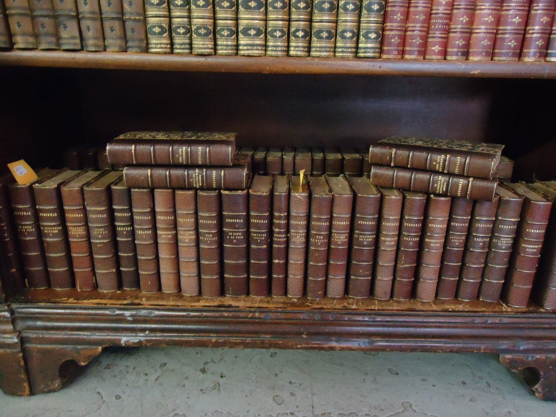 1924 59 VOL. SET OF STENDAHL'S WORKS: 1924 59 VOL. SET OF STENDAHL'S WORKS (PSEUDONYM OF MARIE HENRI BOYLE) PUBLISHED BY H. MARTINEAU FOR LE DIVAN, PARIS; BOUND IN BROWN LEATHER, MARBLED BOARDS