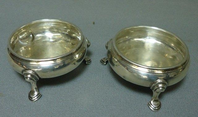 PR OF 18TH C. SILVER FOOTED SALT DISHES: BY JACOB MARSH, LONDON, C.1764, 2.45 OZT