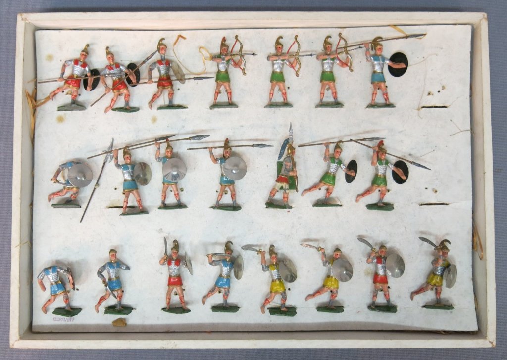 HEYDE TOY SOLDIER SET N0 921 ROMANS: GERMANY; ORIGINAL BOX AS IS; 22 PCS. TWO MISSING HEADS; ONE MISSING SHIELD
