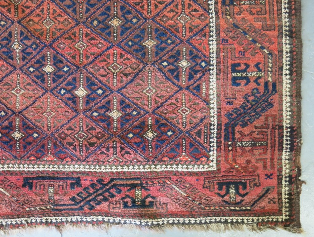 BELOUCH AREA RUG: 6' 5" X 3' 9"