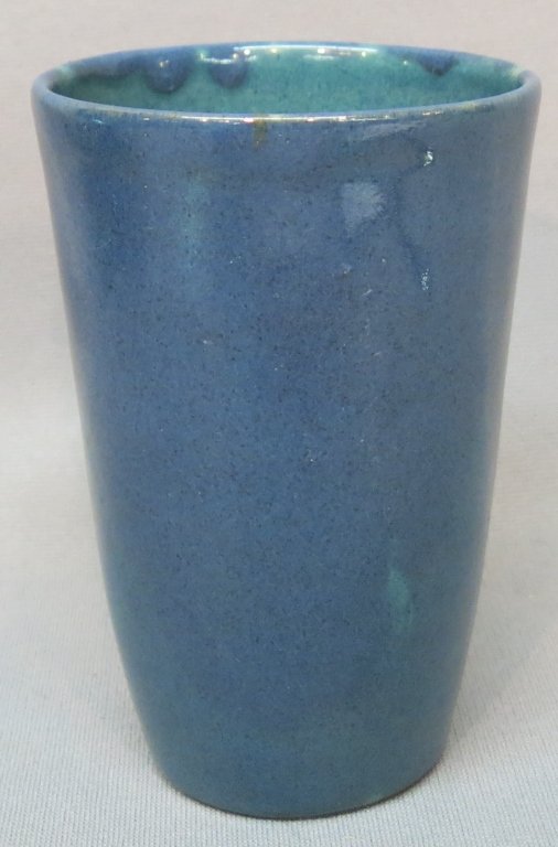 SATURDAY EVENING GIRLS MATTE BLUE POTTERY VASE (1 of 2)