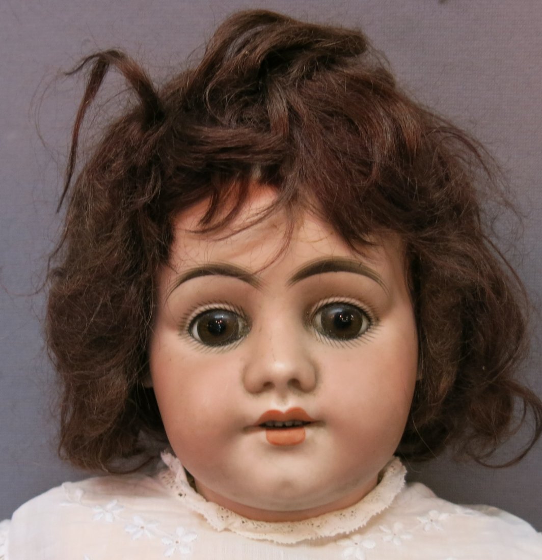 SIMON & HALBIG #1009 BISQUE SOCKET HEAD DOLL (1 of 5)