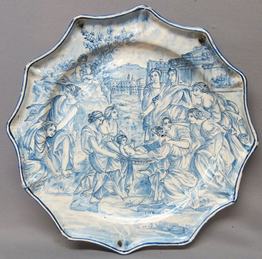 LARGE ITALIAN FAIENCE PORCELAIN CHARGER - 18TH C.? (1 of 5)