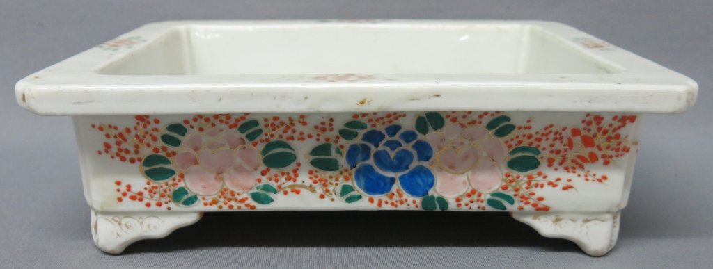 CHINESE PORCELAIN PLANTER OR LOW FOOTED BOWL (1 of 4)