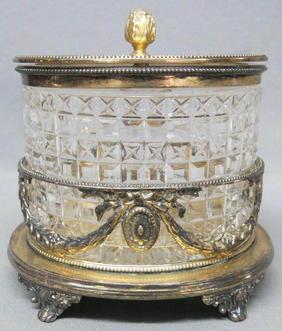 ENGLISH SILVER PLATED AND CUT GLASS BISCUIT BARREL (1 of 3)