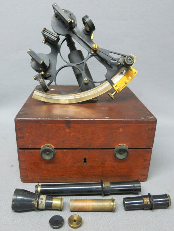 H. HUGHES AND SON LTD. BOXED NAUTICAL SEXTANT (1 of 4)