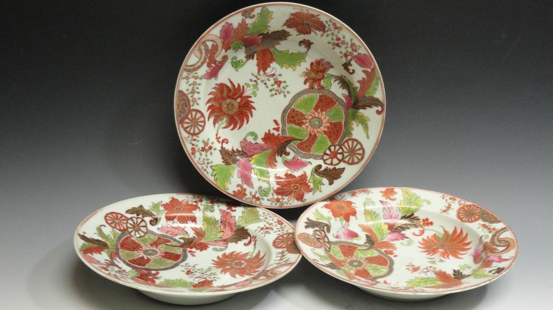 Three Chinese Export Saucer Plates, Tobacco Leaf (1 of 6)