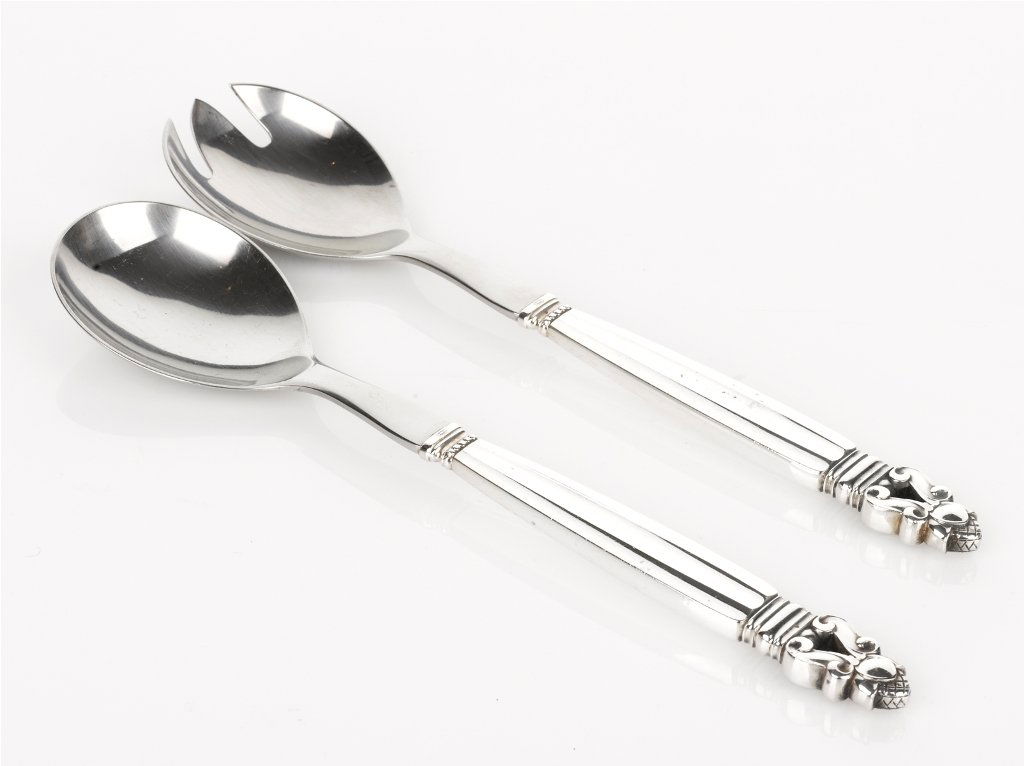 Johan Rohde, Silver Acorn (Konge) Pattern Salad Se: Johan Rohde, Silver Acorn (Konge) Pattern Salad Servers stainless steel bowls, both pieces impressed Georg Jensen Sterling, Denmark weight 205 grams