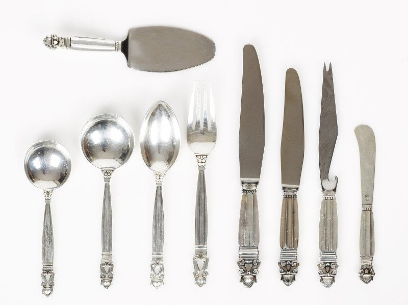 Johan Rohde: Johan Rohde Silver Flatware accorn pattern, comprising six dinner and six luncheon knives, six forks, six soup spoons, six spoons, one cheese knife, one butter knife, one pie server and one small spoo