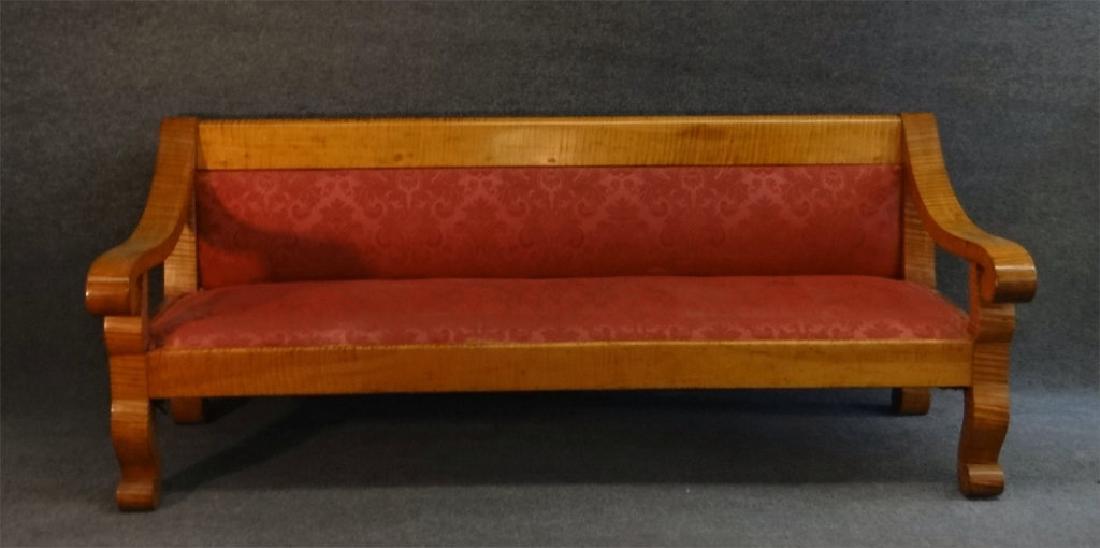 C.1830 NEW ENGLAND TIGER MAPLE SOFA (1 of 6)