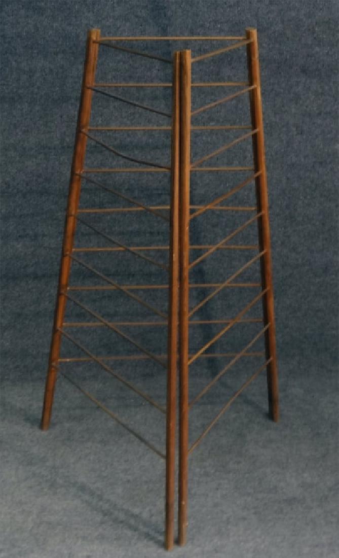 3 SECTION FOLDING HERB DRYING RACK , POSS. SHAKER (1 of 3)