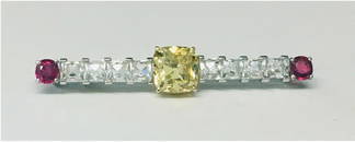 3.73 CARAT BRILLIANT CUT FANCY YELLOW DIAMOND