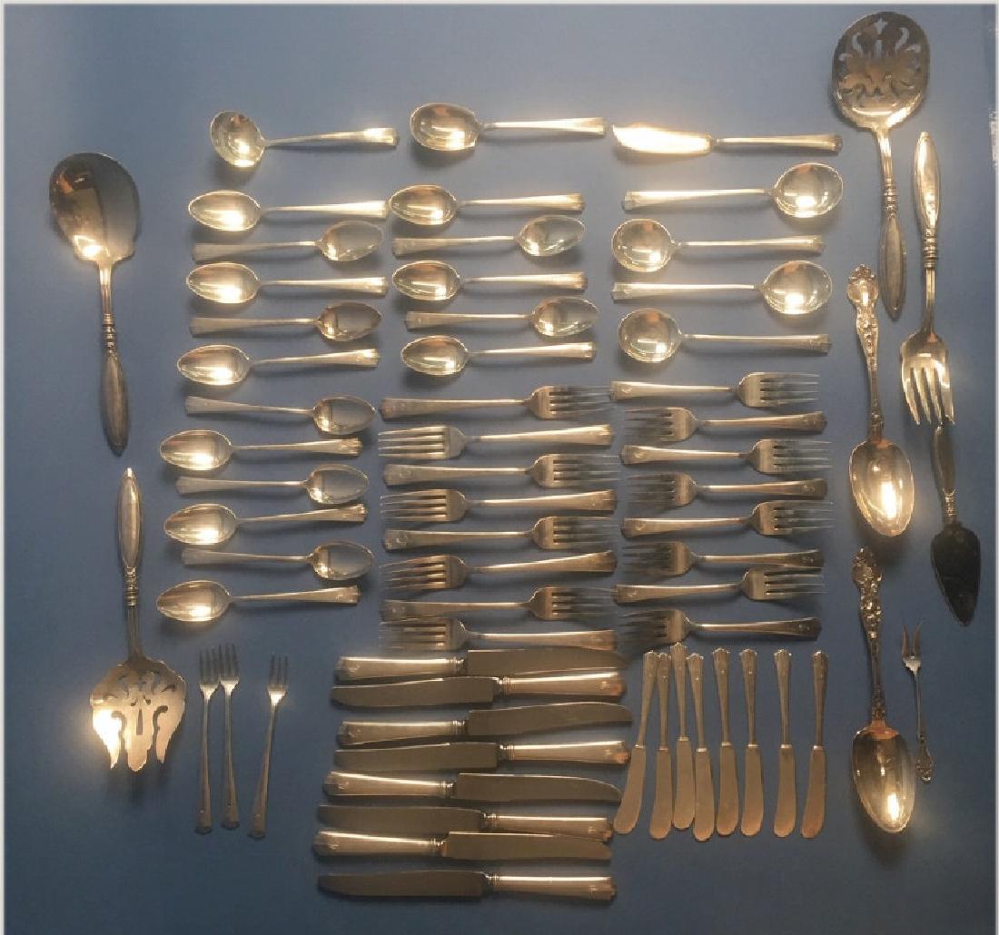 SET OF STERLING FLATWARE 58 PCS BY LUNT (1 of 3)