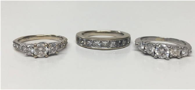 3 DIAMOND RINGS SET IN 14 GOLD APPROX. 6.7 DWT: 3 DIAMOND RINGS SET IN 14 GOLD APPROX. 6.7 DWT