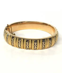 18KT YELLOW GOLD & ENAMEL BANGLE BRACELET ETRUSCAN: 18KT YELLOW GOLD & ENAMEL BANGLE BRACELET ETRUSCAN STYLE (APPROX. 33.6 G)