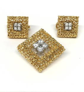 VINTAGE 18KT SQUARE DIAMOND BROOCH & EARRINGS, TWO TONE: VINTAGE 18KT SQUARE DIAMOND BROOCH & EARRINGS, TWO TONE TEXTURED (BROOCH 1" X 1" & 1.25 TCW DIAM)